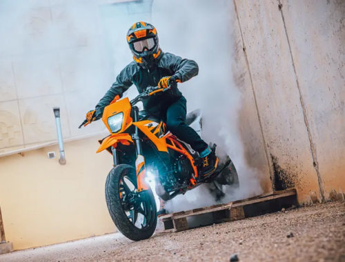 KTM опубликовала полную информацию о супермото 390 и 125 SMC R