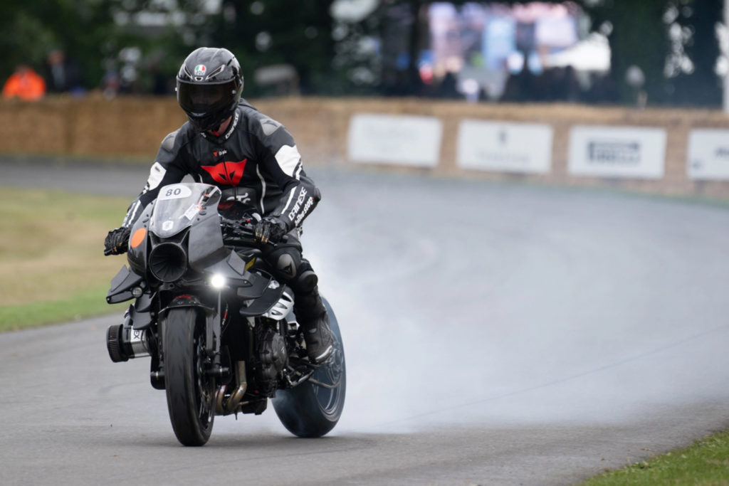 Triumph Speed Triple 1200RR мощностью 400 л. с.