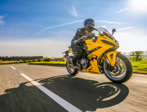 Suzuki произвели фурор мотоциклом GSX-8R